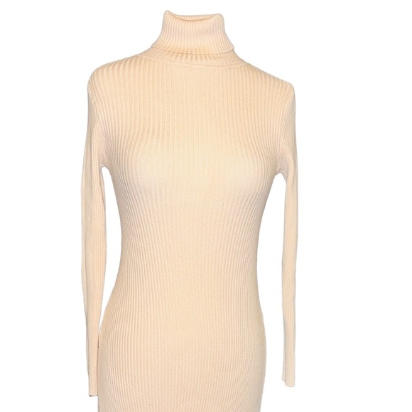 Lilly’s Kloset Hot!🔥 Form fitting  Dress - Picture 3 of 15